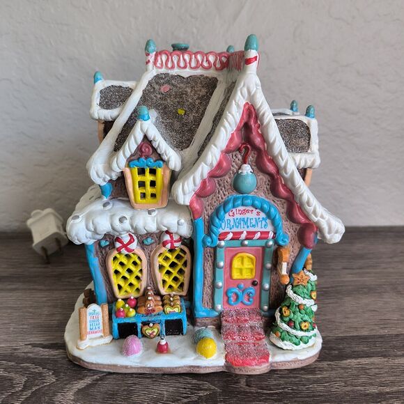 Lemax Other - 2005‎ LEMAX SUGAR 'N SPICE GINGERS ORNAMENTS WORKS AND LIGHTS UP